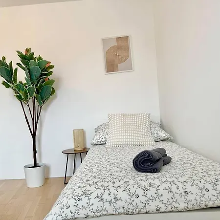 Apartment 85 M2 Modern With Free Parking Vienna