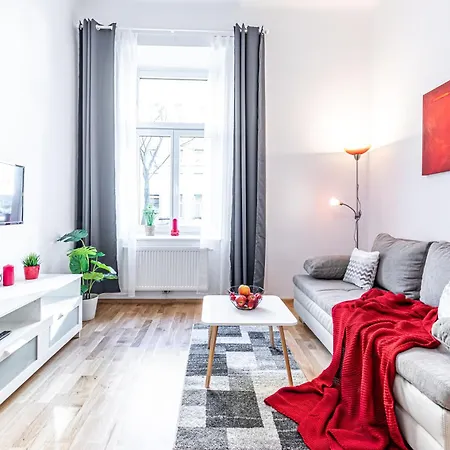 Modern By Jr * Vienna