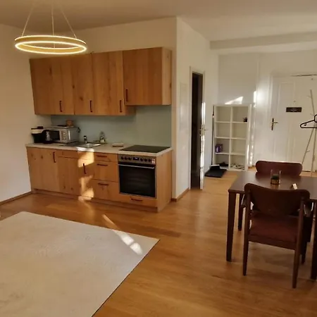 Augarten Apartment *