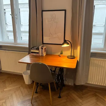 Grosszuegiger Wiener Altbau Gleich Neben Schoenbrunn Apartment