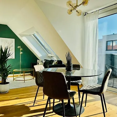 Apartment Sunny Terrace Penthouse With Ac - Self Check-in