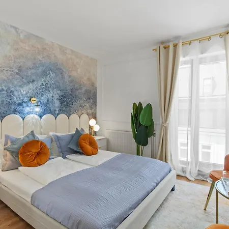 Art Hotel 3*