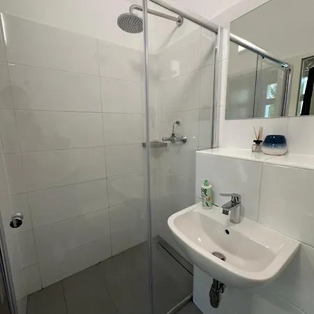 Housingplus Nocleg ze śniadaniem Wiedeń