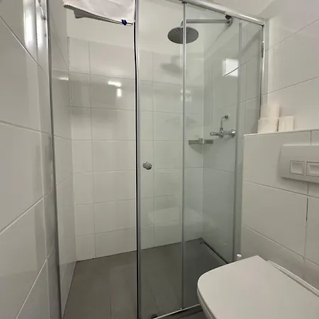 Housingplus 2* Wiedeń