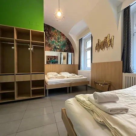 Housingplus Nocleg ze śniadaniem