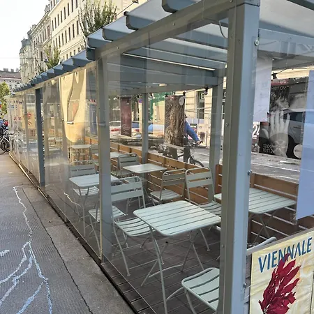 Housingplus Nocleg ze śniadaniem