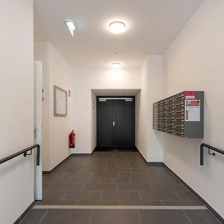 Modernes Und Neues In Ruhelage Nahe Schoenbrunn Apartment