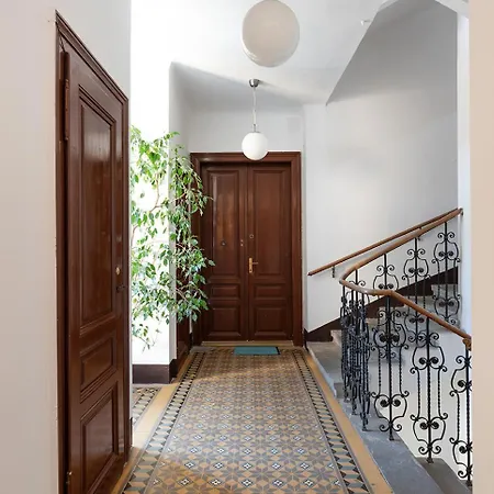 Apartament Gruen, Zentral Und Ruhig - In Bester Lage *
