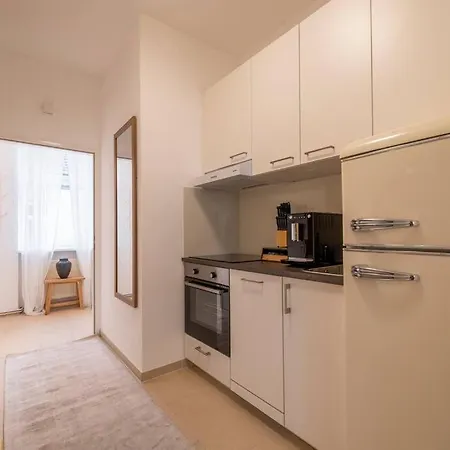 Premium Nahe Uno-city Und Vic Levestate Apartment Vienna
