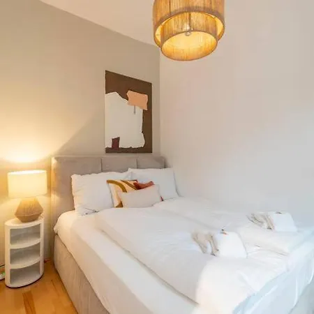Premium Nahe Uno-city Und Vic Levestate Apartment