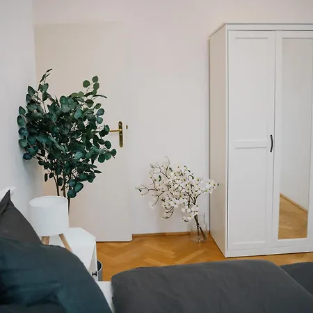 110qm, 4 Bedrooms, Near Schoenbrunn - Axara Housing Osw 33 Apartment Vienna