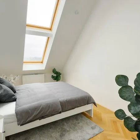 110qm, 4 Bedrooms, Near Schoenbrunn - Axara Housing Osw 33