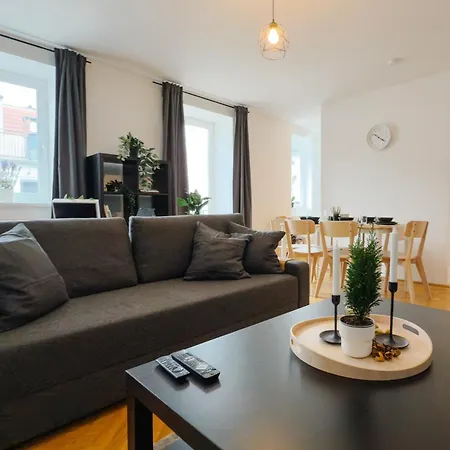 110qm, 4 Bedrooms, Near Schoenbrunn - Axara Housing Osw 33 * Vienna