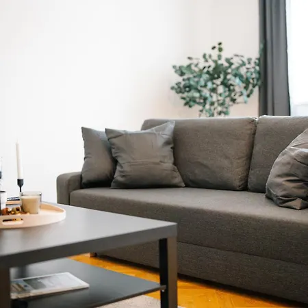 110qm, 4 Bedrooms, Near Schoenbrunn - Axara Housing Osw 33 Apartment Vienna