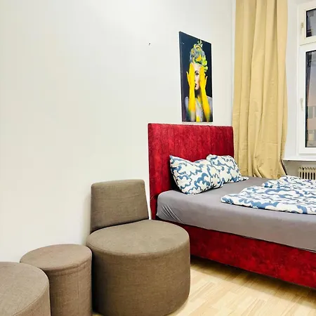 Lovely 4br For 8p, 1 0min To Fac Platz Apartament *