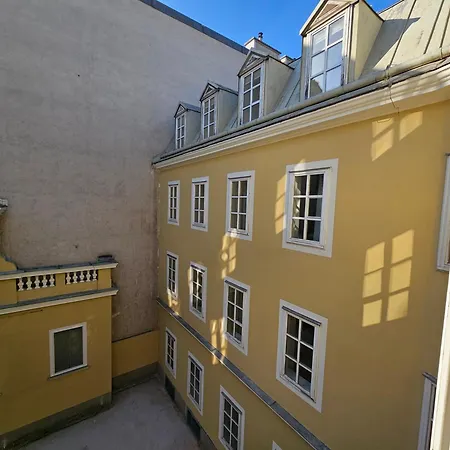 Easy By Stadtpark - Newly Renovated