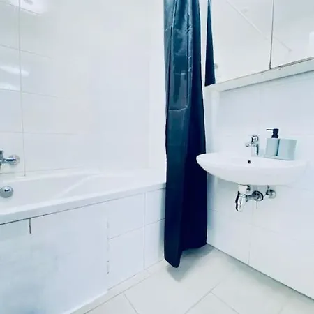 Apartamento Lovely 2br And 1lr Apt, Up To 10p, Very Central Viena