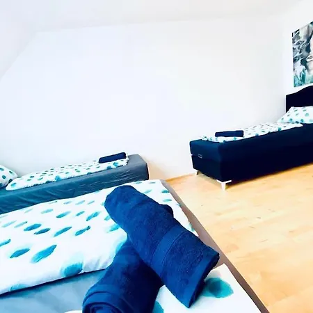Lovely 2br And 1lr Apt, Up To 10p, Very Central Apartamento Viena