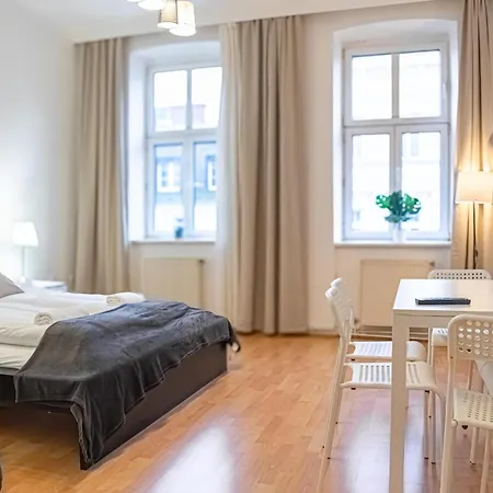 Delightful 2br Apt.-near Wiener Stadthalle *