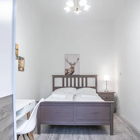 Delightful 2br Apt.-near Wiener Stadthalle * Vienna