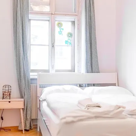 Deluxe 3br Apt. Wiener Stadthalle - Suitable For Longstays * Vienna