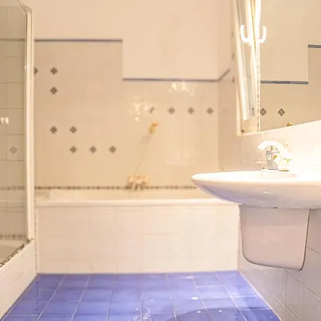 Apartment Deluxe 3br Apt. Wiener Stadthalle - Suitable For Longstays