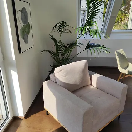 Apartment Luxus Penthouse Gegenueber International Centre Und Kaiserwasser