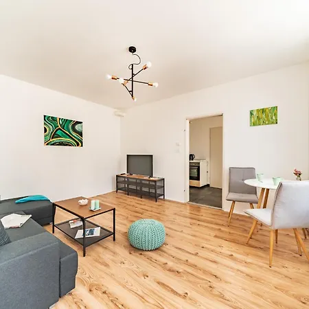 Emily Apartmán
