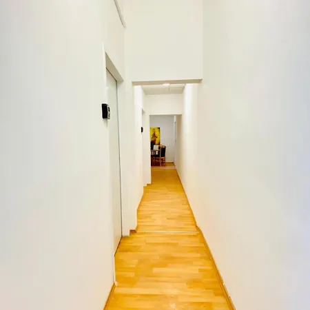 Bright 5br Shared W Great Transport Link Vienna