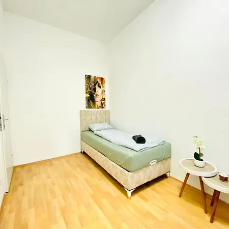 Bright 5br Shared W Great Transport Link * Vienna