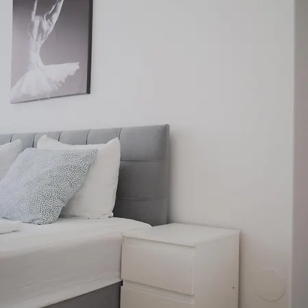 Apartment Sweet -