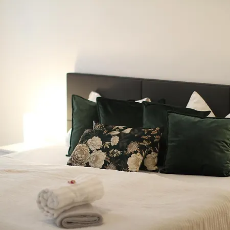 Apartment Sweet -