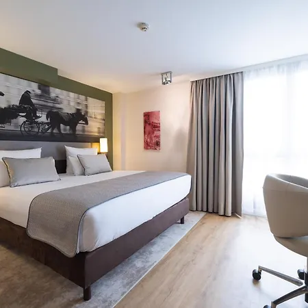 Hotel Leonardo