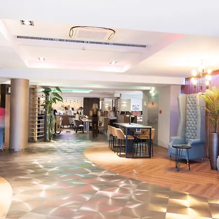 Hotel Leonardo