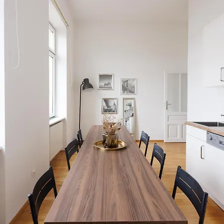 Cozy Center * Vienna