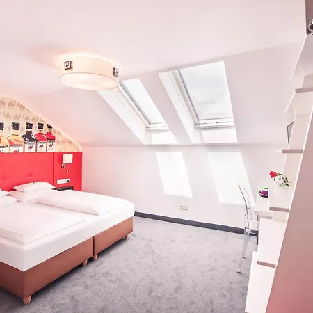 Hotel Boutique Donauwalzer 3*