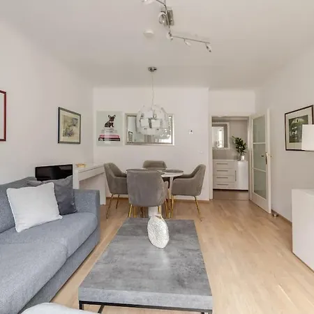 Brand New City Centre Air Condition 66qm2 Apartment Vienna