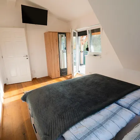 Apartment Domus Optima - Cozy Retreat In *
