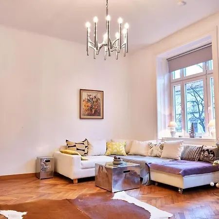 Apartment Slow Living I Schoenbrunn Und Park Naehe I Bahnhof Vienna