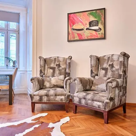 Slow Living I Schoenbrunn Und Park Naehe I Bahnhof *