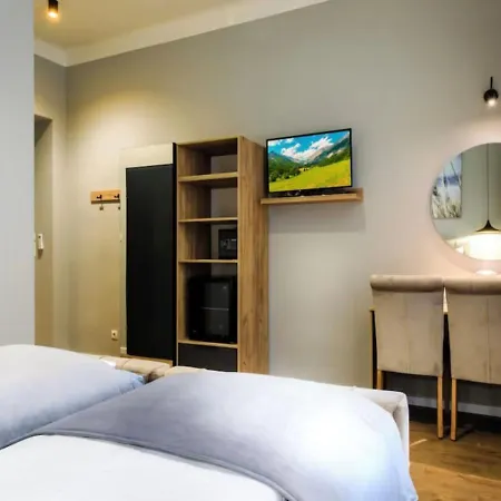 Vayalen Boutique Vienna