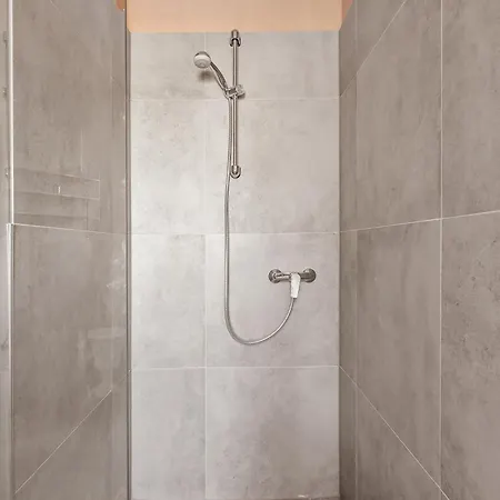 Apartment Rosi - Whirlpool Terrace - Free Parking - Wifi