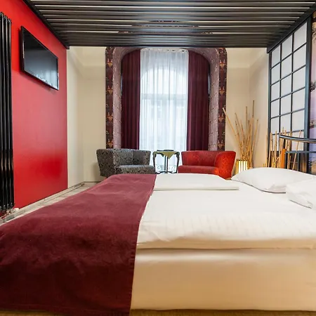 Hotel Urania