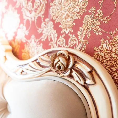 Urania 3*