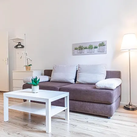 Apartment Budget-friendly 2br Apt With Great Location