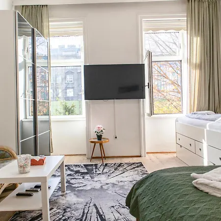 Convenient 3br Near Danube & Millenium Tower * Vienna