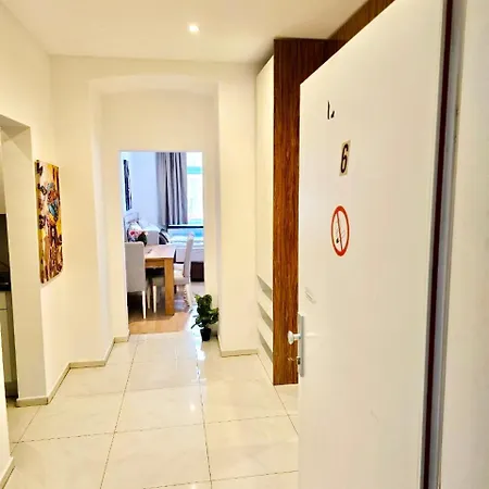- Brigittenau Area Mm6 Apartment *