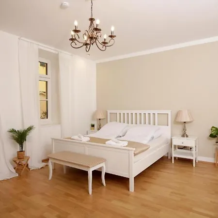 Augarten Apartment Vienna