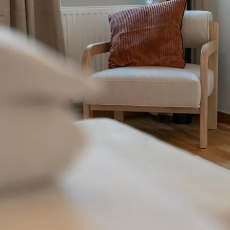 Apartment Urban Living - 6 *