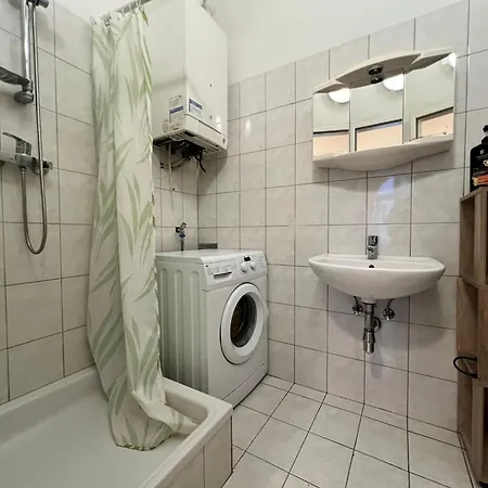 Apartment Comfortable 1br Perfect Location In